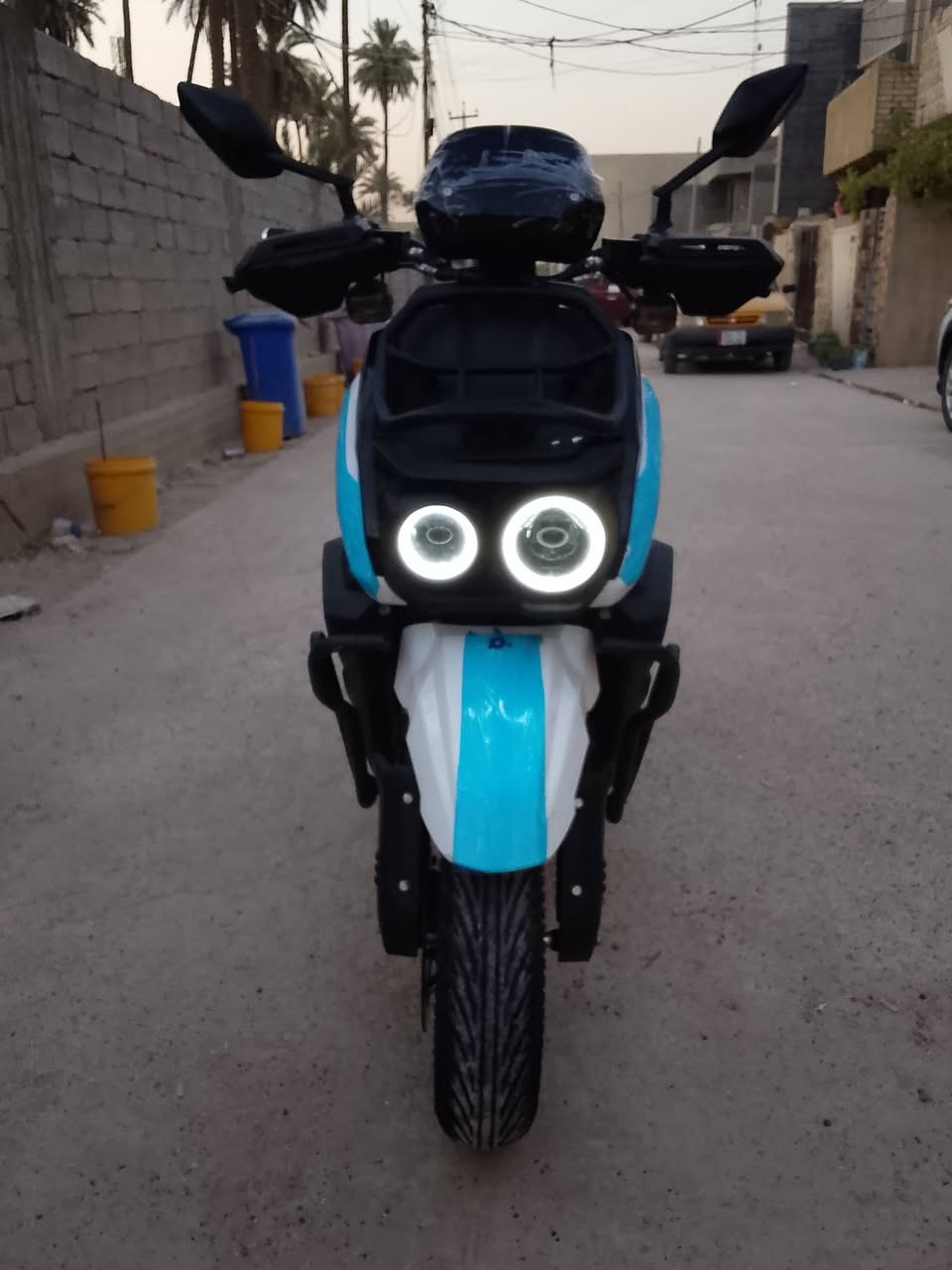 سلام عليكم ورحمه الله وبركاتو
دراجه شحن نوع اباتشي GT 2025
ملف 2500 عدد البطاريات 6كبار  
عدد النمر 1.2.3.Rمع الS نضام البك 
 اشاره دبل اشاره عالي ناصي 
دراجه ماشي شي قليل تاير جبلي دبل سويج السعر 950بيه مجال جدا بسيط مكاني بغداد الدوره ***********
