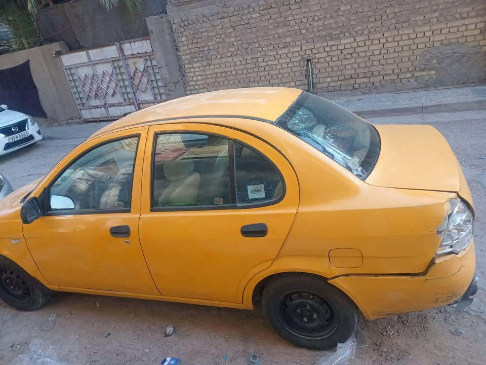 السلام عليكم ((طيبة للبيع موديل 2015 رقم بغداد وانكليزي  التبريد عاطل وبيها ضربة بالجاملغ الخلفي للسايق السعر 33 وبيها مجال سيارة بأسمي وثاني يوم التحويل العنوان بغداد مدينة الصدر للاستفسار والتواصل على رقم *********** مكلف بالنشر الاتصال على رقم واتساب ورصيد
