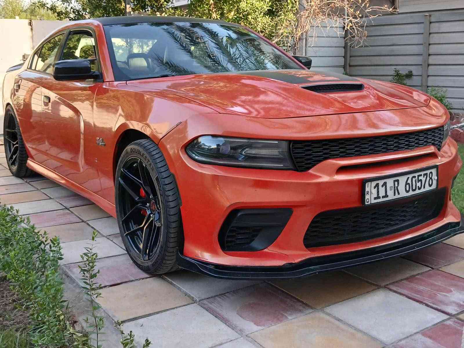 السلام عليكم 
جارجر سكات 8سلندر موديل 2018رقم بغداد فول 
فتحه شاشه جبيره كشنات دايتونه خزن ميموري كيجات هيلكات سرعه 300 كراسي كهرباء تدفئه تبريد رادارات جانبيه نقطه عمياء ويل روهانه تخم تايرات جديد فريز وكنبريسر جديده تبريد ثلج حماوه الظهر ربع ولف حماوه ريسنك بلكات وأدامه كامله للسياره منضومة زينون جديده 
منضومة غاز حكوميه جديده بعده بلضمان ولكارت بسمي حادث السياره من امريكا جاملغ امامي يمنا وخلفي بدون ايرباك ولا دواخل صبغ عام فتحه عمل خلاف هذه الكلام اتحمل فلوس السونار السياره كامله مناقصه برغي متنقاص بلمهجومه مكان السياره زيونه والي متعجبه انشالله يلكي الي احسن منه وارخص 
***********
ب155 بغداد, العراق

نص مكتوب في الصور:
- 09:42
- Friday, June 12
- Baghdad
- INDIA