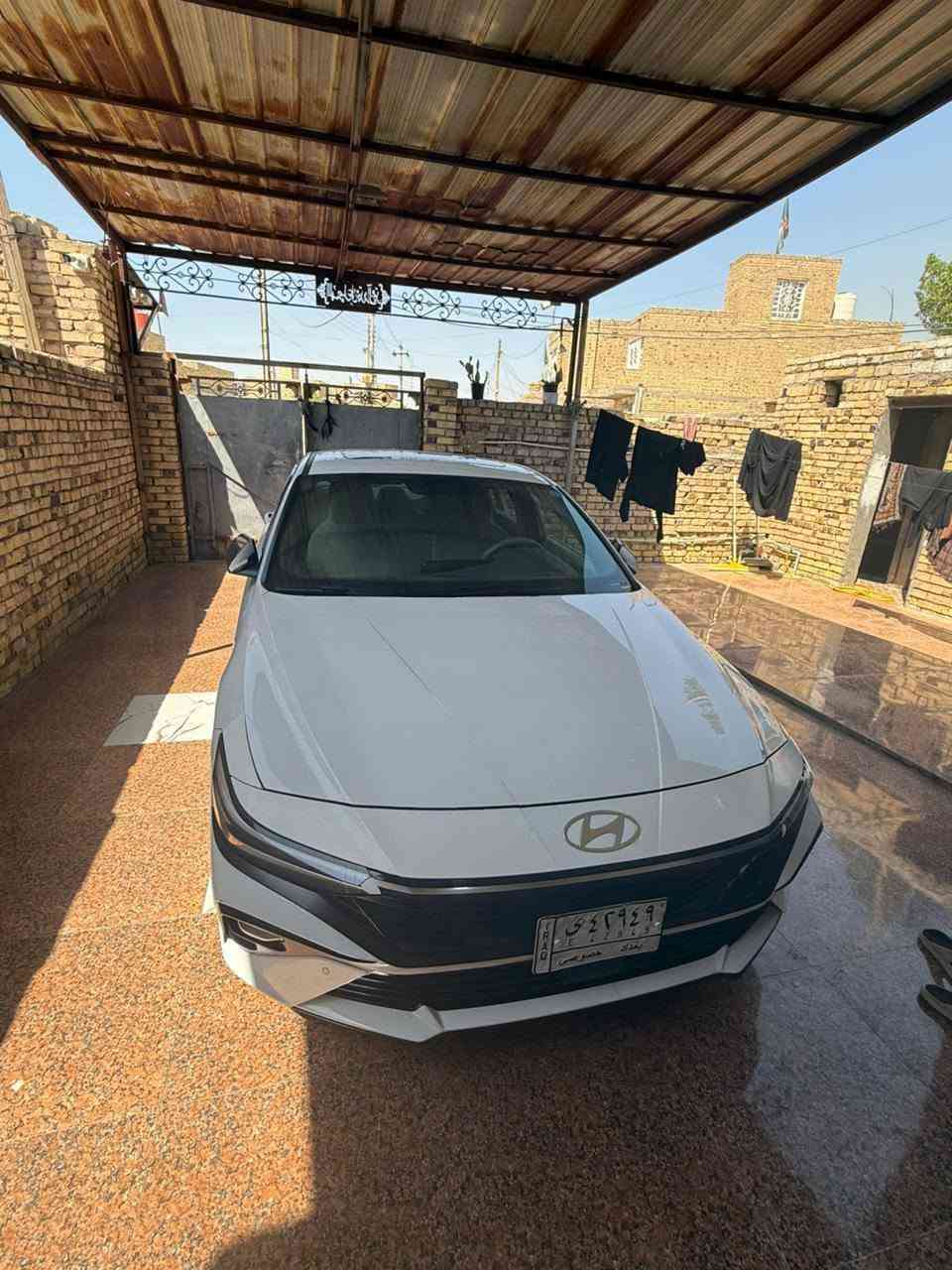 هونداي النترا موديل ٢٤ خليجي مكفولة بيها بارد كد شبر رقم بغداد محجوزة للمصرف صاحبها جاي يسدد السعر وباقي التفاصيل يم صاحبها أنه مكلف بالنشر ***********
