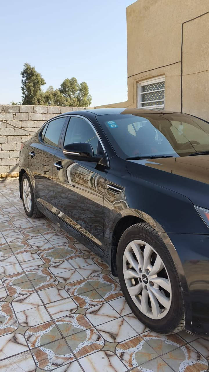 سلام عليكم سياره كيا اوبتيما 2015  وارد امريكي تبريد ثلج مري شفط رقم بغداد نكليزي بسمي سنويه ل30 كامره بك بل مرايه حساسات خلفيه تخم تاير جديد مكينه 2400 مكفوله كير مكفول  تشغيل بصمه. بيها 3قطع  صبغ جهت السايق  السعر 98 وبيها مجال مكاني بابل قضاء القاسم  رقمي ***********
