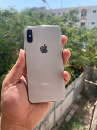 ايفون اكس • ابيض • ٦٤