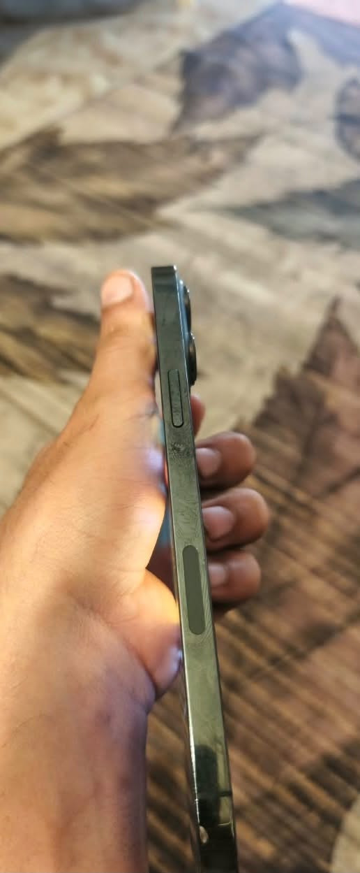 آيفون ١٣ برو ماكس • ٢٥٦ • بطارية ٨٢