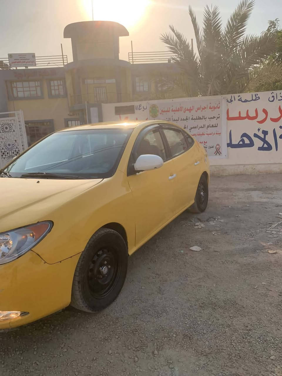 السلام عليكم النترا 2008 وارد امريكي حادثها بس جاملغ مكينه2000 كير ومكينه كفاله ***********
