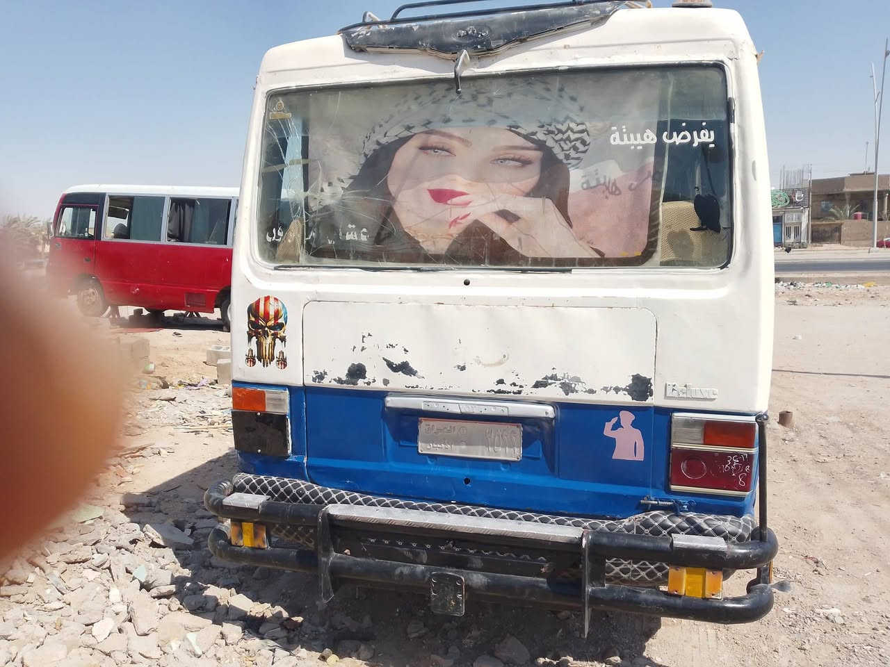 كوستر عريظ مكينه 3000فيفيتي كير عادي رقم احمر سياره جاهزه دواخل جديده  سياره كلش حلوه  بكاني بصره ازبير  سعر 4 ونص  هاذه رقم  ***********
