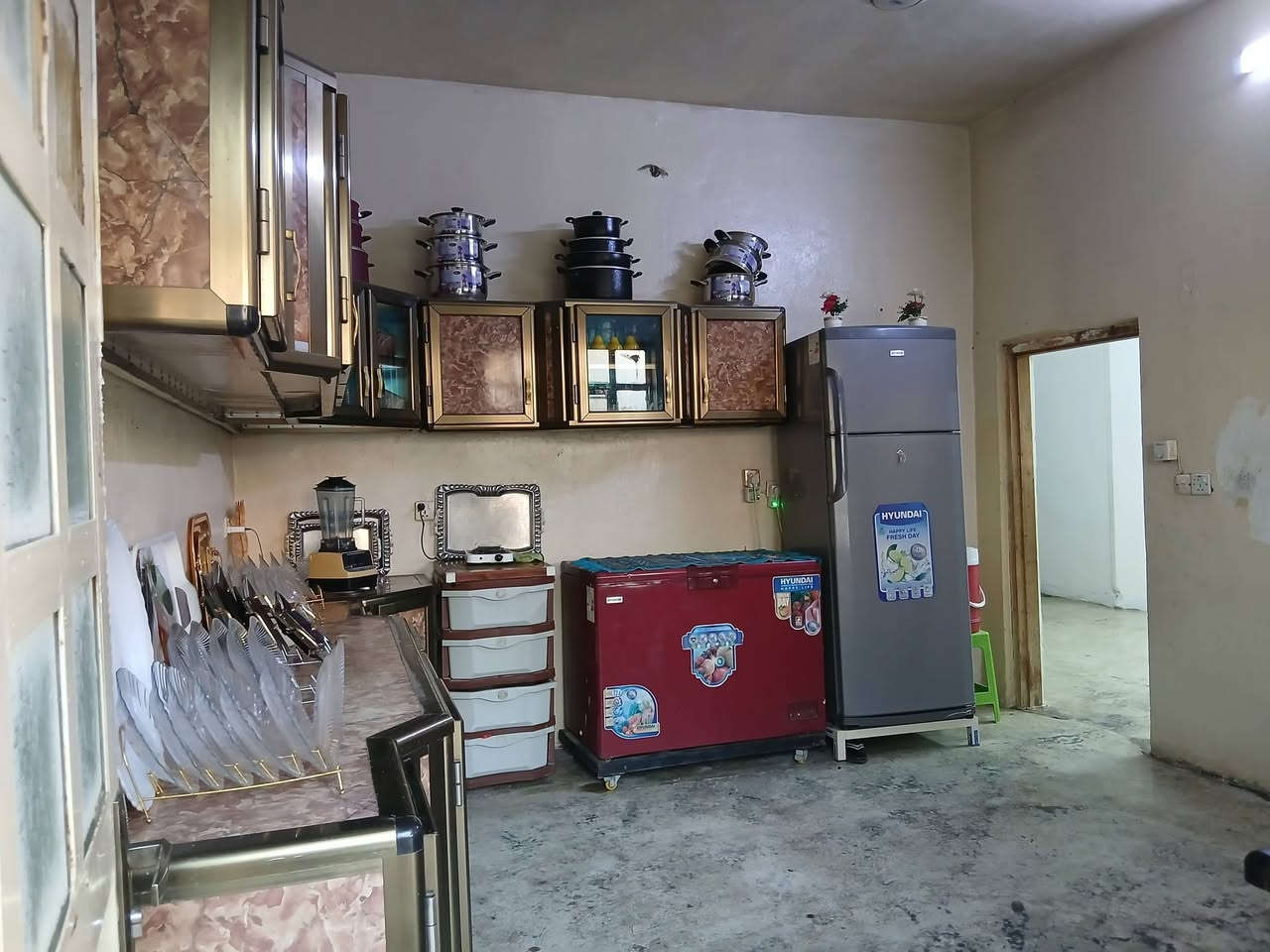 🕋بسم الله الرحمٰن الرحيم 🕋
👋السلام عليكم ورحمة الله وبركاته👋

🌄الانبار قضاء الفلوجه 

🏡 بيـــت مع برج وارد البرج 5ونص مليون سنويآ 

#للبيع  منطقة الـ 21 الف قرب عمارة الجنابي 
 

🔵 المســــاحة  250 م 

🚧 بناء بلوك

🏠طابقين 
🔵استقبال
🔵مطبخ 
 🔵غرف عدد 4 
🔵صالة
🔵صحيات عدد 2 

💲#السعر المعلن    135 مليون قابل للتفاوض مع صاحب الدار 🏠 
‭***********
