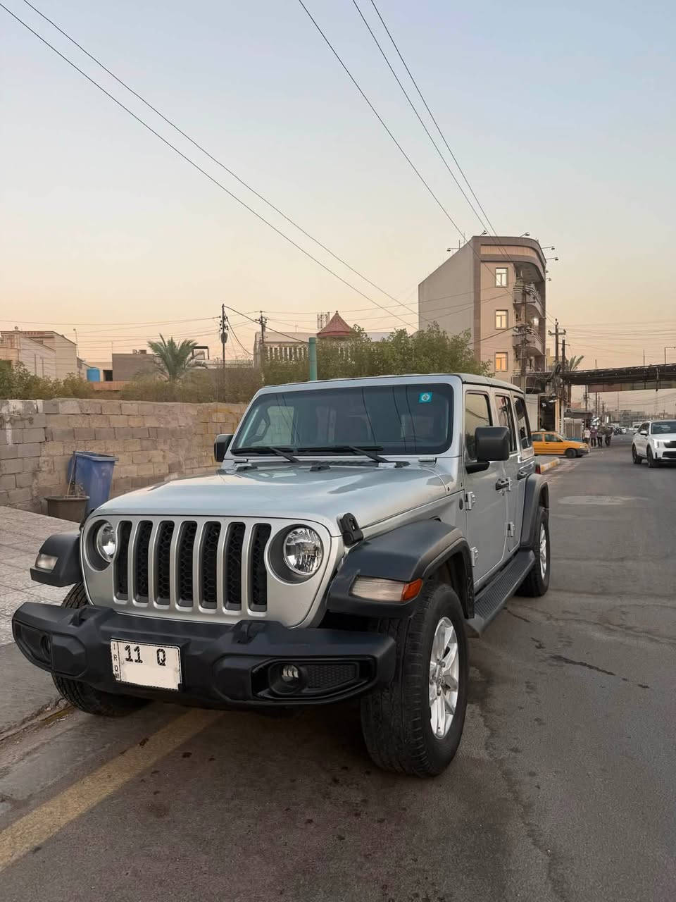Jeep Wrangler Sport 2023
السلام عليكم
جيب رانكَلر ٢٠٢٣
محرك 2.0 تيربو
لبيع او المراوس
السياره حادثها نص بنيد و نص جاملغ
المحرك والكير مكفولات
السياره ماشيه ٣٩ الف ميل التايرات و الصدر نضيفات
رقمها بغداد الجديد
السياره بأسمي يعني تحويل شوكت متريد مزة السياره ما خلصانه
حتى دهنها جديد يعني شغل سويج و اطلع مناقصها اي شي السياره مكانها بغداد
متواجد وتساب 
***********
