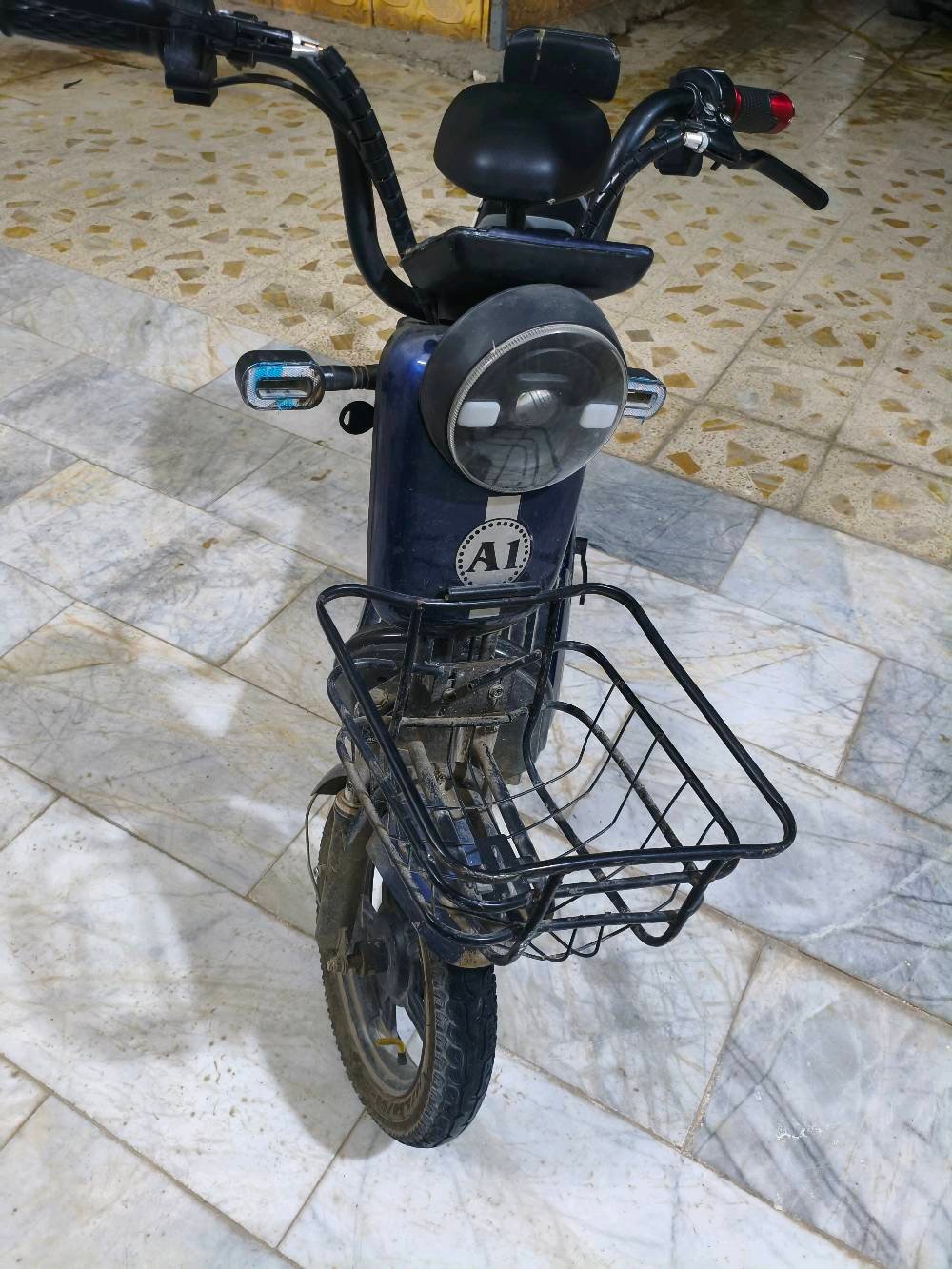 دراجة كهربائية • بطاريات كاملة • عداد معطل