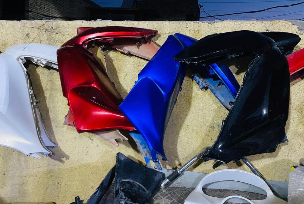 السلام عليكم، متوفر غراض تفصيخ بلادي مال pcx (بيسي  اكس) الجيل الاول فقط فقط مكاني بغداد شهداء البياع يوجد توصيل جميع المحافظات، رقمي *********** اي استفسار اتصال او مراسلة واتساب فقط غير متواجد ع الفيس ومتوفر تصليح وبلخدمة
