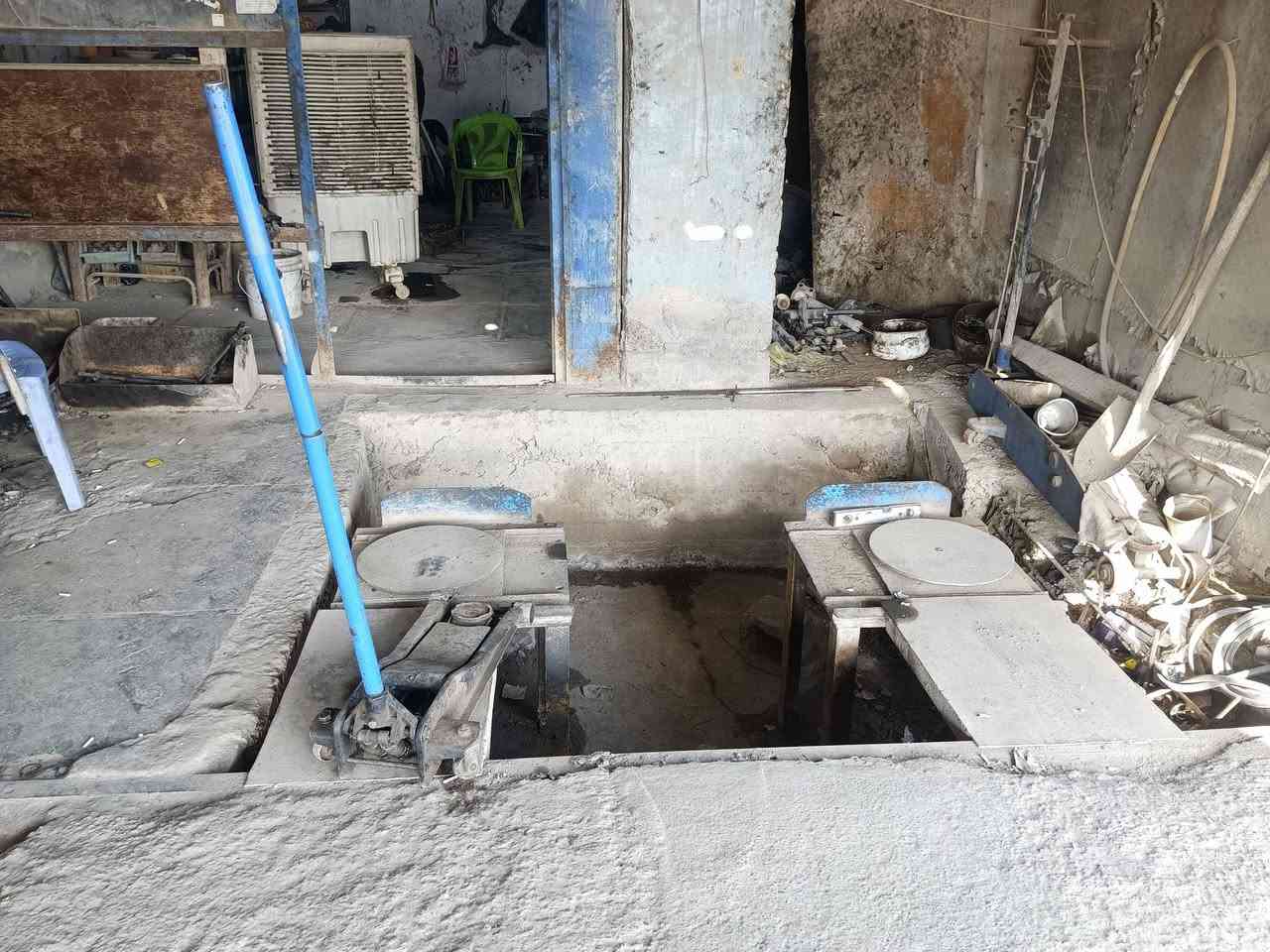 بيع عدد كامله محل حداد صدر 
الهاتف ***********
