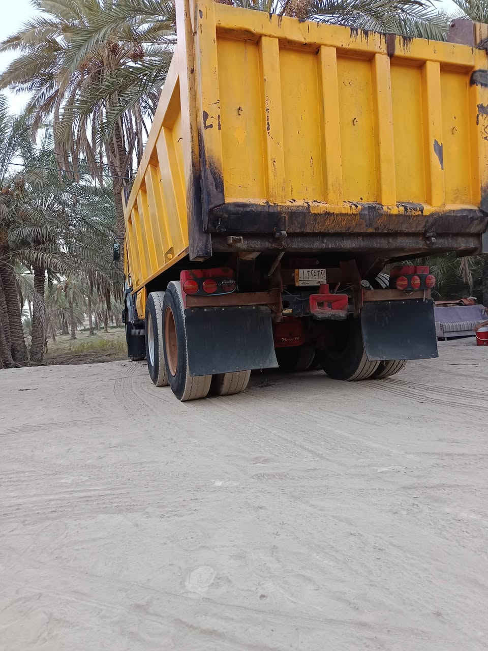 السلام عليكم سياره لبيع مان موديل شاصي 80محدثه 92 مكينه130 كير130مجموعه نص شاصي مكفول ***********
