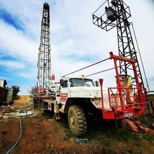 ***********))***********)(  شركه النبع لحفر الابار وحفر الركائز والحفر ا الافقي تنشيف المياه الجوفيه وفحص التربه والحفر المخفي باداره ابو ياسر الموسوي للاستفسار اتصل اعلاه
