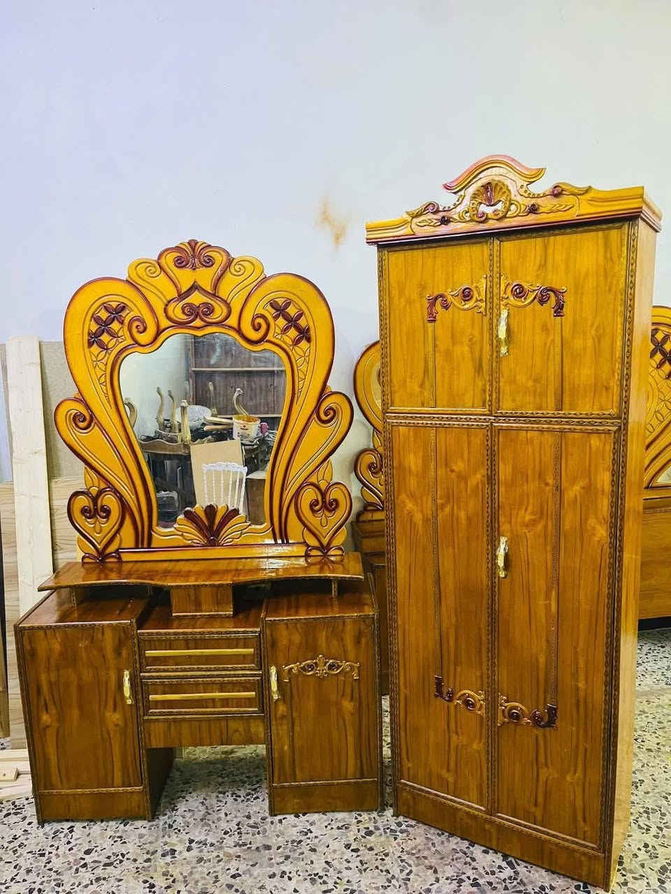 غـٰٔرفة عــرأقي ابواب ملحق مديل حديث 6باب 
داخل وخارج صاج جرجوبه ⚜️⚜️
موديل راقي وفخم وبسعر مناسب800فقط  
توصيل شدونقـل بغداد مـجأني محافظات بكروه للحجز والاستفسار الاتصال على وات ساب ***********
