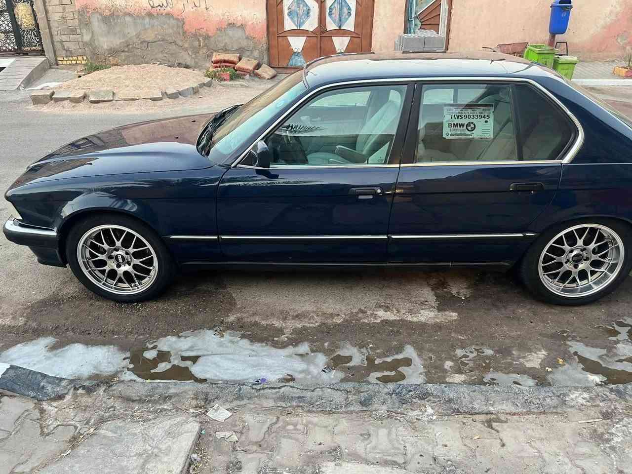 بي ام 730 
موديل 1992 
8سلندر ✈️
رقم نينوى انكليزي تحويل مباشر 
محرك كير اكسل كزوز حديدية كلشي كفالة 
صبغ قطعة وحدة سيارة بدادية من كلشي 
نظيفة جداً مكان بصرة 
سعر ٧٠
مكلف بنشر اخوان لحد يراسني اتصلو على رقم موجود

*********** الزبير, البصرة
