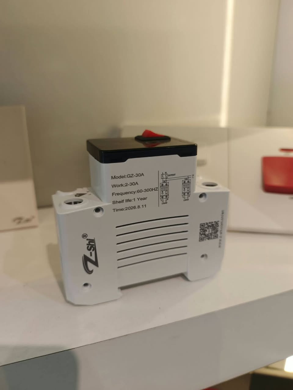 ⚡ جهاز الحماية Z-Shi GZ-30A
• الموديل: GZ-30A
• مدى التيار: 2–30 أمبير
• التردد: 60–300Hz
• تصميم عملي وسهل التركيب
• مزود بمفتاح تشغيل وإيقاف
• يحتوي على مكونات داخلية للحماية والتحكم
• مناسب للاستخدام ضمن لوحات ومنظومات الكهرباء
📲 للطلب المفرد والجمله عبر واتساب: ***********
🔧 متوفر الآن لدى شركة برج العراق Bi
📦 جودة وتجهيز للمحلات والتجار والكميات

