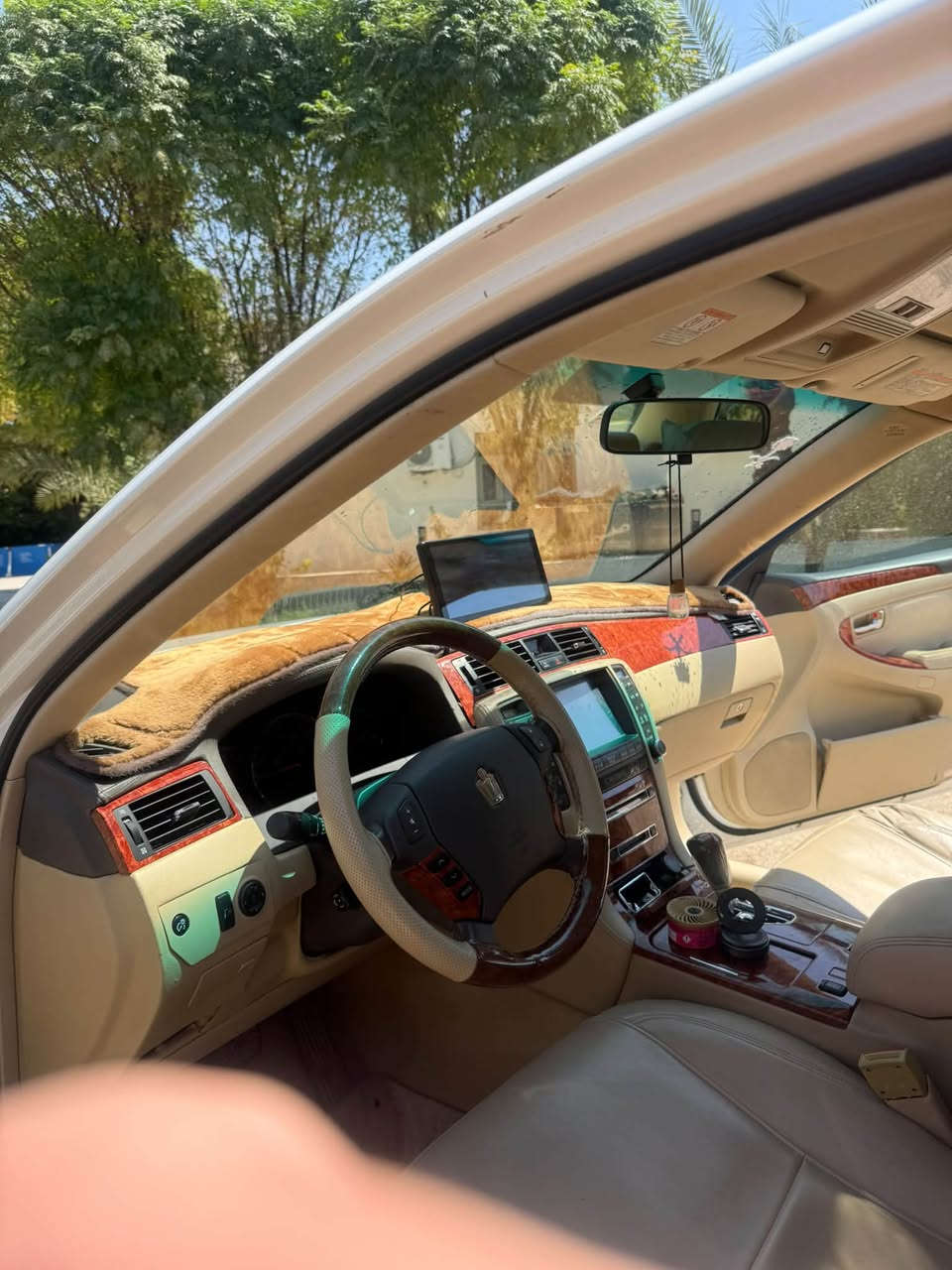 كراون 182 • ٢٠٠٦ • ٢٠٠٠٠٠ كم