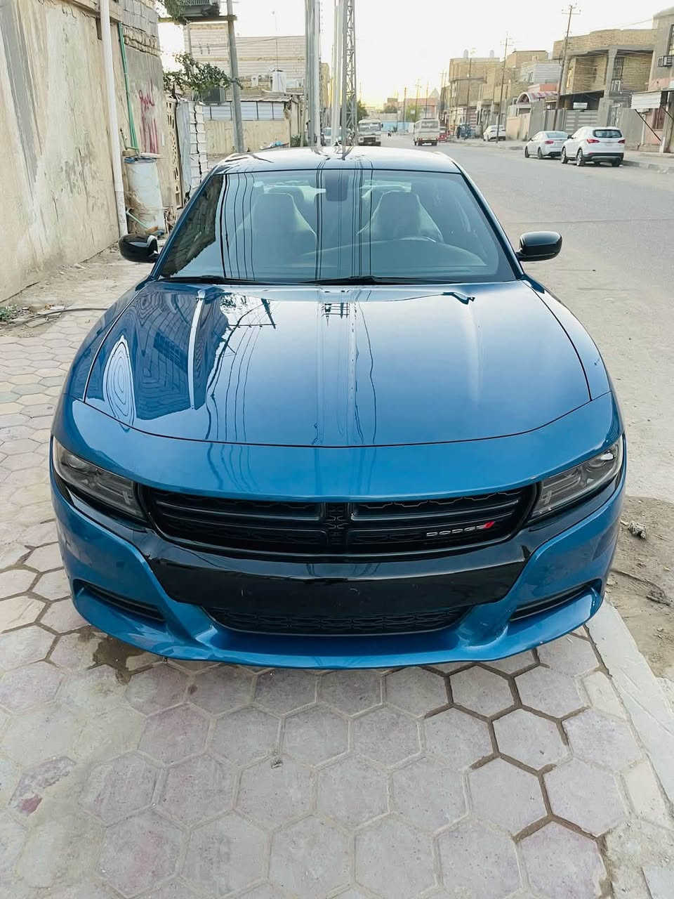 دوج جارجر بلاك توب امريكي🇺🇸 
الموديل ،٢٠٢٣🪬النسخه الاخيره
اللون .جويتي مميز💙
المسافة المقطوعة mi12 فقط يعني زيرو السياره 
حجم المحرك 3600
رقم بغداد بأسمي ترقيم جديد رقم أنكليزي 

السيارة بدون حادث🚘 مكفوله كفاله عامه داخله تقرير مياة امطار تعمل وتسير من امريكا الفديو مال اميركا وي الصور شغاله شرط قطرت ماي ما بيها على وضع الشركه 

مواصفات السيارة ..
-كامرة خلفية دوارة HD
-ويل كب 20كروم موبر
-تشغيل عن بعد 
-كشنات حضن مع تحكم كهرباء
-حساس خلفي 
-شاشة كبيره مع نضام GPS
-مري جانبية هيتر مع عاكس الضوء
-نضام USB- كامل 
-تبريد قطعتين
-بصمة ابواب 
- لايتات زنًون ابلاد 
-السياره على وضع الوكاله دهن الشركه بعده بيها الله يشهد كلش جديده واحله من الصور تجي اشوف بعينك 
مكان السيارة ذي قار

اي استفسار الاتصال. متوفر وتس اب 
                          
***********
