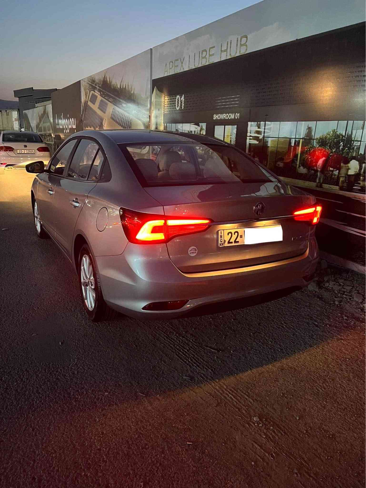 Mg 5 
2025 
Standart plus 
21 km 
هیچ پێوە نیە 
سەیارەکە لە سلێمانیە 
سۆنەریم داناوە 
*********** Singapore
