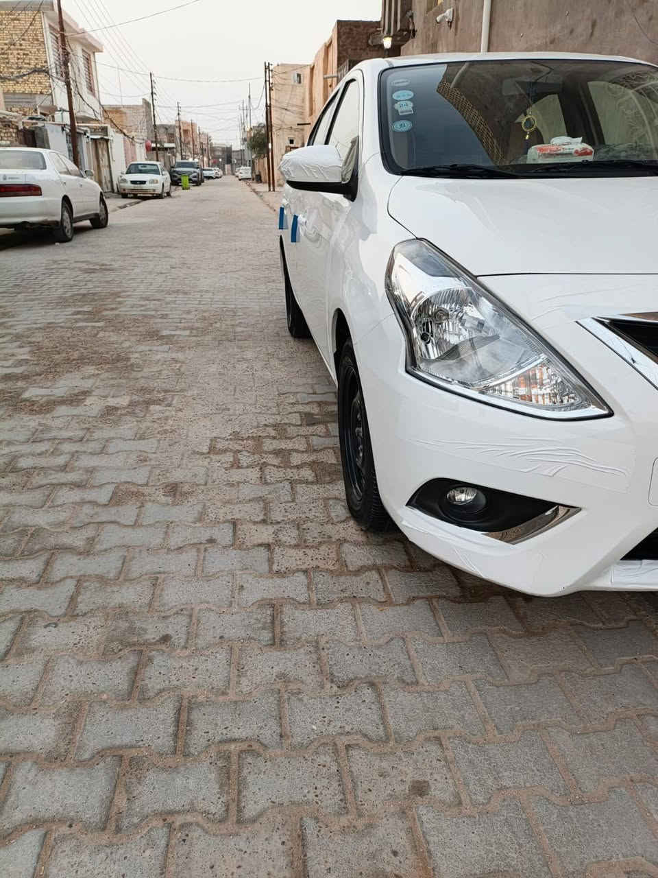 سلام عليكم
1البيع سيارة نيسان صني 
2 مديل 2025 ✨
3 مكفوله كير ومكينه✅
4 تبريد ثلج ❄
5 تخم تاير جديد ✅
6 حداديه✅ جديده100/100
7 شاشه جبيره يداد نيكل 
8 اشاير بل مري حساسات  
9 تحكم ستيرن جهتين مانع انزلاق اربع جامات كهرباء
ماشيه 83
السعر 110 وبيهة مجال قليل ؟ المكان النجف كوفه حي ميسان 
رقم الهاتف ❗ ***********
