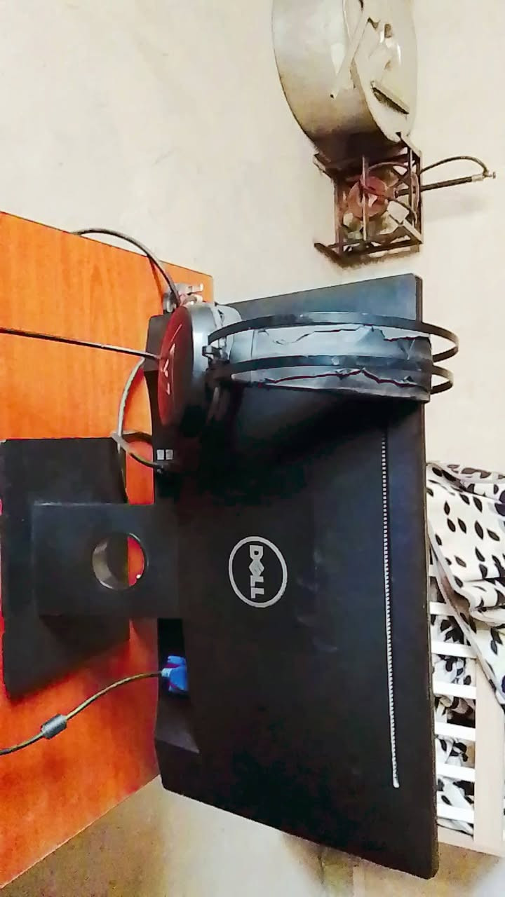 حاسبه للبيع سعر 150 تواصل واتساب ***********

