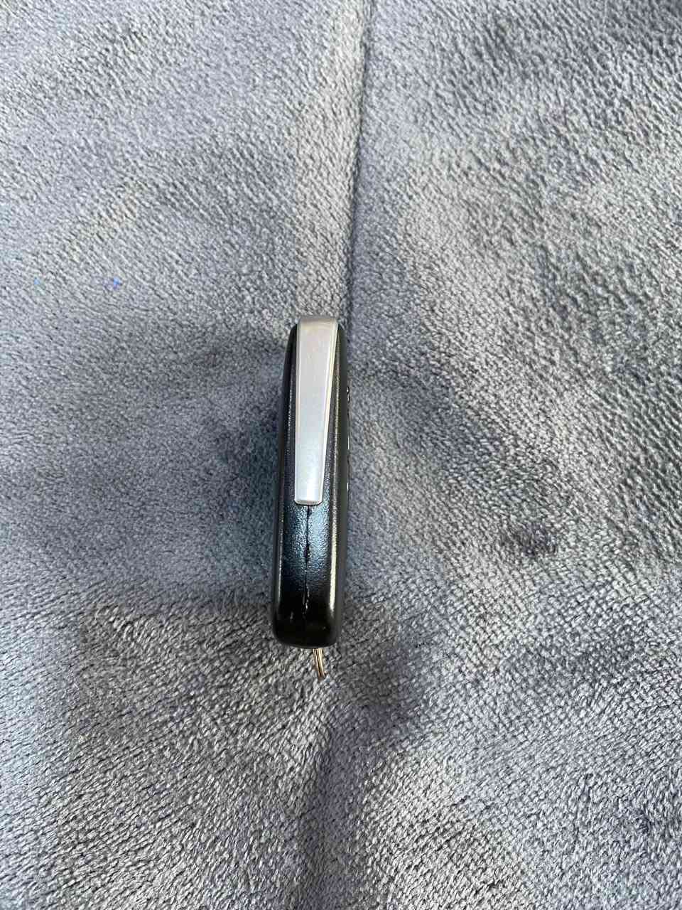 سلام عليكم 
بصمه سياره كوراله وكامري عام أي مديل تتبرمج بحاله جيده غير مستخدمه امزون سعره ٢٥ الف الاستفسار رقم *********** واتساب 
يوجد توصيل
