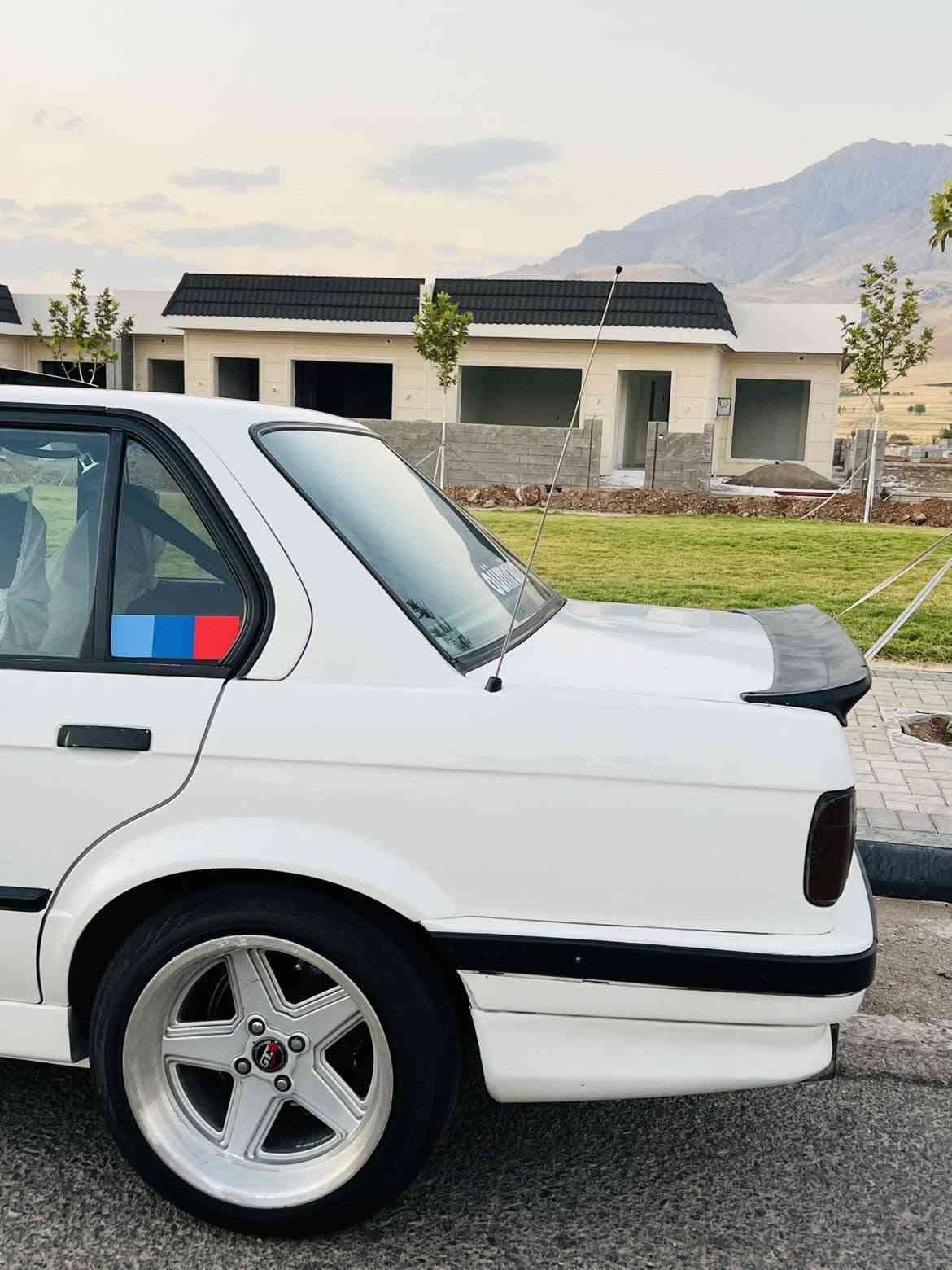 ‎ماشەڵا لە ماڵی هەموولایەک🤍🪬
‎
‎زەعرا نمونه له جوانی و قوه ت
‎
‎bmw  328 
‎
‎مۆدێل   1990
‎
‎ڕه قه م هه وڵێر 
‎
‎هه تا 2030 تازه یه 
‎
‎گیرعادی 
‎
‎گێری زێت ئیفی له سه ره zf
‎
‎سه یاره که کامل ده ست کاریه 
‎
‎هێدرس و گێچکانی له سه ره 
‎
‎2 جار ئه قلی ده ستکاری کراوه 
‎
‎پۆگ بانک 
‎
‎باک فایه ری له سه ره 
‎
‎مه کینه 28 کامل ده ستکاری 
‎
‎تاک تیجیتاڵ 
‎
‎سه نه وی  
‎
‎ته حول 
‎
‎خه رامه به شه رت 
‎
‎ناو جڵد 
‎
‎سڵاید 
‎
‎کوشن کارابا 
‎
‎4 تایه ی تازه 
‎
‎4ویلی نازدار 
‎
‎لایت ئه ڵقه 
‎
‎سوکان M
‎
‎ته قه و ڕه قه
‎
‎سعر: 57 گه ڵاو مه عامه له یه کی برایانه
‎
‎گیڕ و مه کینه و ئه کسل به شه رت 
‎
‎ڕه قه ته له فون :  ***********
‎***********
‎ السليمانية, العراق
