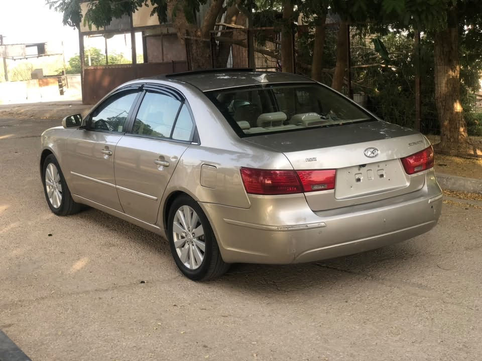 السلام عليكم سوناتا 2009وارد امريكي محرك 2400السياره  تبريد ثلج ليبر واحد حته الدعاميات بيهاا نص جاملغ امامي صبغ والدواير الخلفيه اثر خياس بدون دواخل  السياره فتحه تحكم ستيرن صاج اصل كشن كهرباء حساس خلفي شاشه كامره ويل 17كروم  رقم بغداد بسمي شرط التحويل مكاني بابل المسيب ***********
