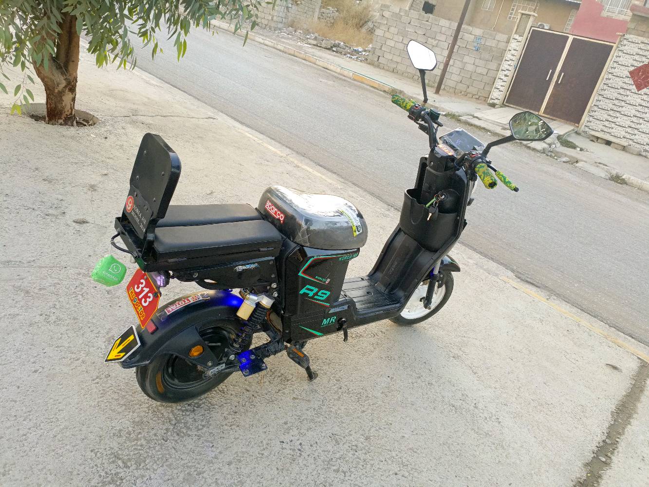 R9 • نضافة • ٣ بطاريات منفخة