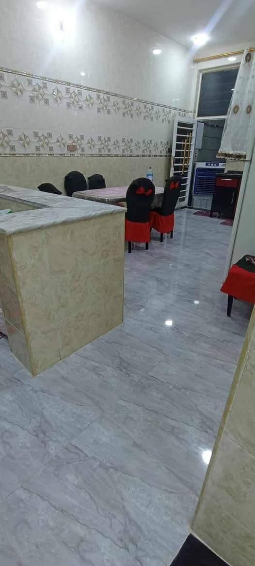 ياالله دار للبيع في التاجيه حديث مساحة 200م طابو صرف يحتوي على 2غرف واستقبال وهول ومدخل ومطبخ حار وبارد ودرج معزول وصحيات داخليه وخارجيه ومنور 2 بناء 2024
***********
ياالله دار للبيع في التاجيه حديث مساحة 200م طابو صرف يحتوي على 2غرف واستقبال وهول ومدخل ومطبخ حار وبارد ودرج معزول وصحيات داخليه وخارجيه ومنور 2 بناء 2024
