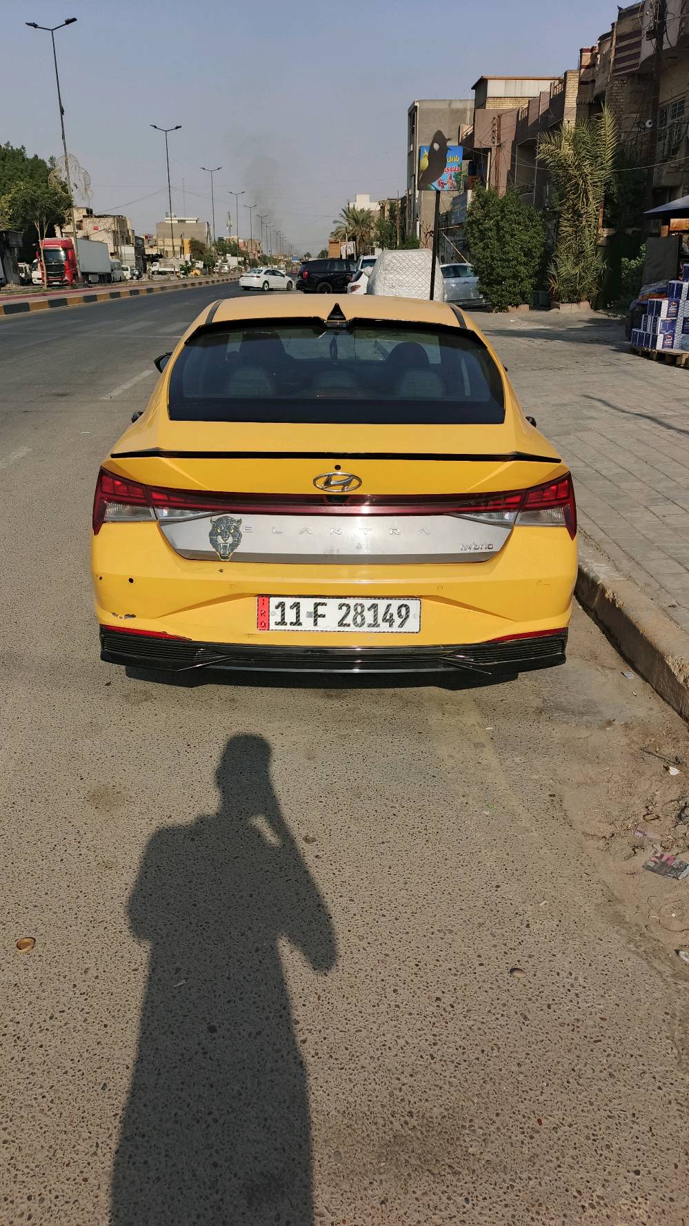 ‏🚘 هيونداي النترا 2023 هايبرد – فول مواصفات
‏
‏• موديل: 2023
‏• النوع: Hybrid هايبرد
‏• الاستخدام: تكسي
‏• الممشى: 96,000 كم
‏• محرك هايبرد اقتصادي
‏• ناقل حركة أوتوماتيك
‏• تشغيل بصمة
‏• دخول ذكي
‏• نظام صوت بوس 
‏• كاميرا خلفية
‏• حساسات
‏• تحكم بالمقود
‏• تكييف ممتاز 
‏• مثبت سرعة
‏• شاشة متصلة 
‏• مقاعد جلد تبريد او تسخين 
‏• فول مواصفات
‏باسمي رقم انكليزي 
‏صور الحادث بل المنشور مكاني بغداد الشعب  بيع فقط بدون مراوس  السعر 130 ورقة بيهه مجال قليل 
‏***********