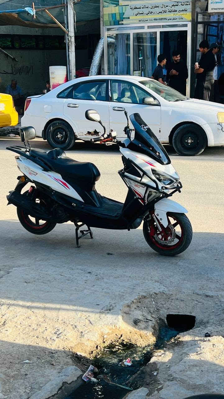 للبيع — دراجه GHOST 50CC موديل 2024 🤍
•ياباني •ياباني •ياباني

• موديل 2024
• محرك 50CC
• أوتوماتيك
• تشغيل عن بعد + تشغيل سلف +هندر
• فرامل أمامية دسك
• مرايات جانبية
• شاشة/واجهة أمامية رياضية
• واقيات جانبية و أمامية
• مسند وظهر للراكب الخلفي
• لون أبيض  
• الدراجة نظيفة وجاهزة للاستخدام

💰 السعر: 775,000 دينار
🤝 بيها مجال بسيط للجادين
المكان: بابل/ القاسم
📩 للاستفسار والتفاصيل مراسلة واتساب 
***********
