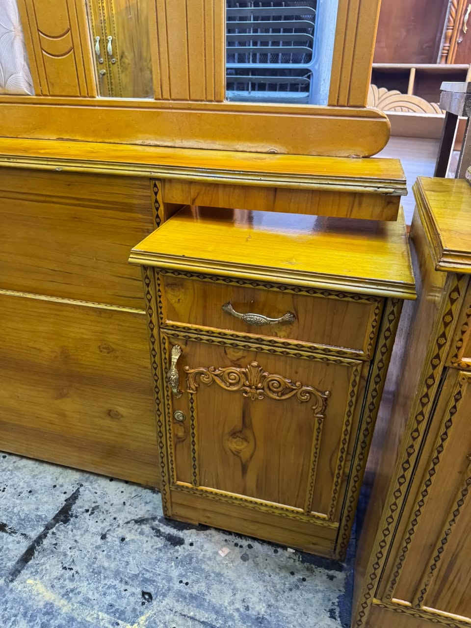 معرض السجاد للأثاث
غرف ٥ باب مستخدمه استخدام جدا قليل نظافه ٩٥ ٪؜شغل مرتب وحلو ترهم للعرسان /للحجز والاستفسار الاتصال /***********☎️
