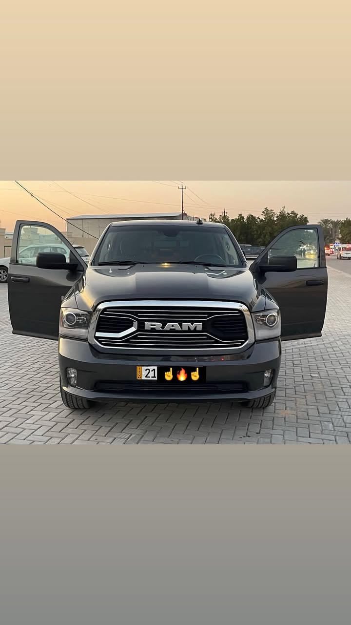 رام 1500 Classic V8 2022 للبيع – نظيفة ومواصفات قوية 🔥
اقوى عرض 🤫
للبيع Dodge Ram 1500 Classic موديل 2022 🇺🇸
🔹 المحرك: HEMI V8 5.7
🔹 الممشى: 40,000 ميل
🔹 وارد أمريكي 🇺🇸
🔹 رقم سليمانية
🔹 حادث أمامي سابقاً – 4 قطع
🔹 الشاصي سليم وما بيه ضرب
🔹 السيارة حالياً جاهزة للفحص
🔹باب طويل بدي قصير مرغوب
🔹تايرات من ماركه تاير مول مع لايت زنون مع دوسات
✅ب($187) ورقه 👁️ خسران بيه قريب شده  كال خلي بنفسه يركبه
صاحب سياره ابن اوادم كلش اني مكلف انشرلكم
📣*********** رقم صاحب سياره وتساب موجود

نص مكتوب في الصور:
- دوج رام 2022