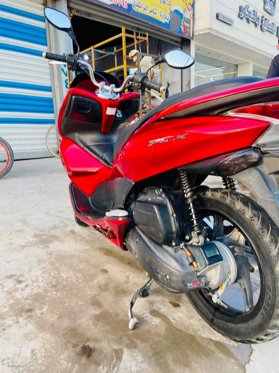 السلام عليكم دراجة pcx للبيع موديل 16 نضافة خير من الله شلعة ومعدل العنوان بعقوبة حي المعلمين للستفسار *********** او خاص
