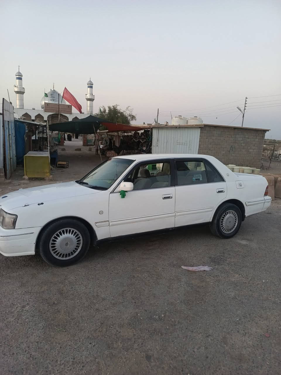 سياره للبيع مكفولة من العيب شرعي السعر عل الخاص وهذا رقمي ***********
