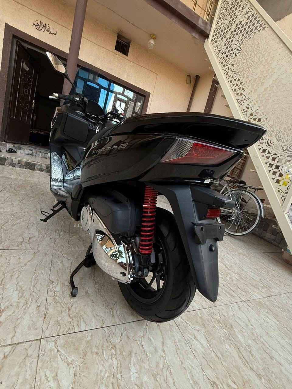 فورزا 0.12 للبيع
مكفولة كفالة عامة شرط النعومة و النصافة بعدهة جديدة بحالة الوكالة اي نقص ما بيهة مداريهة بالدهن ارقة نوع دهن اديرلهة بانزين فقط محسن مادريلهة عادي شعيرات التاير الاصلي مالهة بعدهن دراجة اذا لكيت انضف منهة بالرمبة تجي تاخذهة بلاش مكاني ديالى المقدادية شهربان حي المعلمين السعر ١٨ و بيهة مجال حك الجية 
***********
