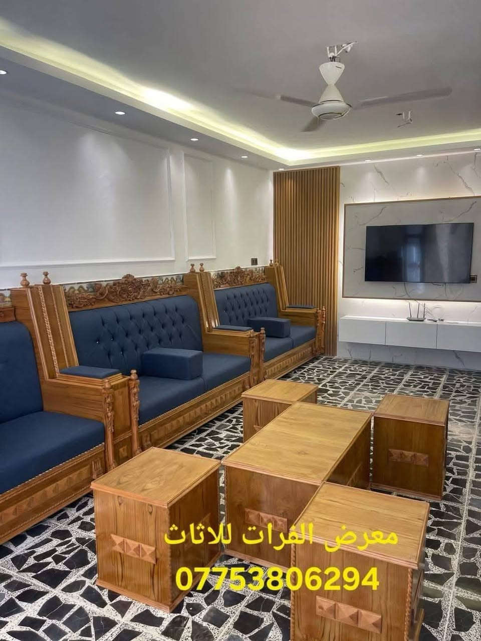 سلام عليكم معمل لاند
لتجهيز ديوان وتخم وغرف اخشاب وبيبان 
في كربلاء تجهيز حسب الطلب 
***********

نص مكتوب في الصور:
- معرض الفرات للاثاث ***********