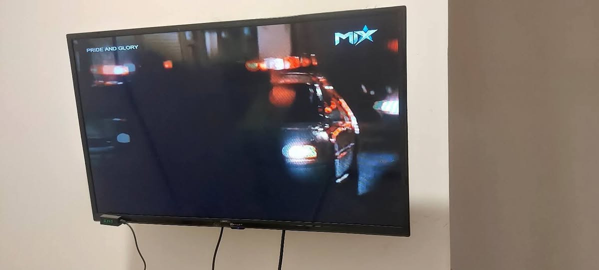شاشات بلازمة حجم ٣٢ اوربيات امزون اصليات مستخدمات نظيفات جدا جدا شرط التشغيل والفحص مكفولات من الفتح والتصليح مع الحمالات والستلايت سعر الشاشة الواحدة ب١٢٥ الف مع الحمالة والستلايت كوت الكفاءات بستان الجلبي *********** دهل اوران, واسط
