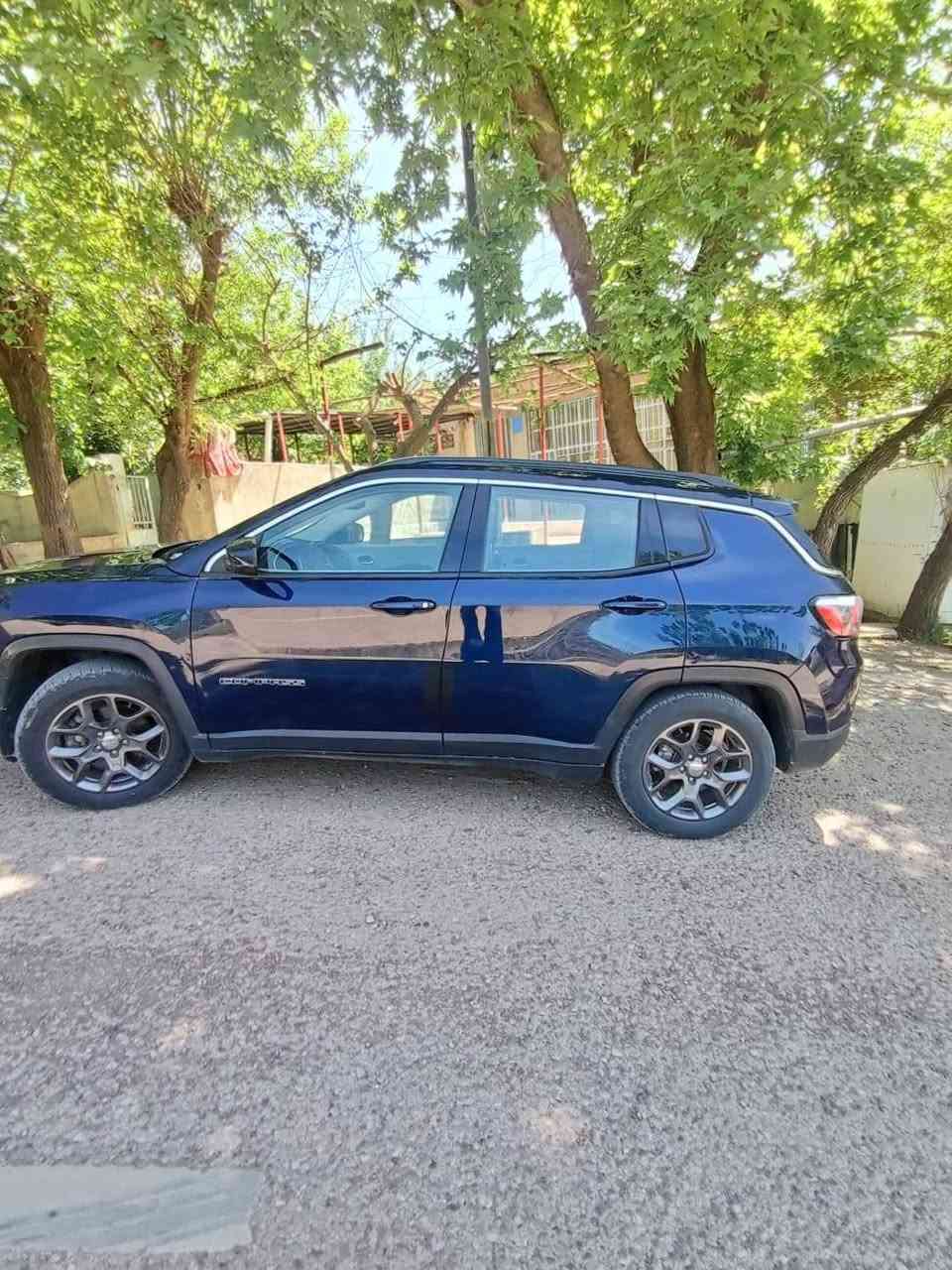 السلام عليكم Jeep Compas
موديل 2019 فول مواصفات ما عدا الفتحة سيارة كلش جديدة 
استخدام شخصي مال بيت رقم بغداد الإنكليزي الجديد حادثها كلش بسيط والسيارة على وضع الشركة تبريد فول ثلج
المكان بغداد الشعب 
السعر - 138 وبيها مجال بسيط
للاستفسار - ***********
