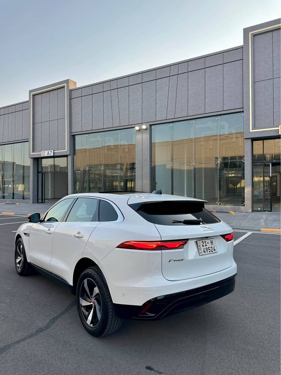 ⚜️⚜️⚜️ JAGUAR F PACE S ⚜️⚜️⚜️

للبيع فقط و بسعر سورنتو و اقل من سعره بشدة 💯

اخوان السيارة وارد امريكي حادثه جملغ واحد جهة سكن صبغ بدون شاصي و بطانة ارباكات سستم 💯

موديل : 2021
رقم شاصي : SADCJ2EXXMA675211
لون : ابيض 
ماشية : ٣٩ الف ميل فقط
محرك : 4 سلندر 2000 بانزين تيربو 
رقم السيارة : سليمانية الجديدة
مكان السيارة : اربيل شارع 60 
سعر السيارة : 21500$ ورقه فقط ابلاش بلنسبة للمواصفات و موديل💯
 
رقم تليفون و واتساب : 

***********
***********

************************

مواصفات فول الفول اعلى فئة 

گير و محرك كفالة عامة برغي ممفتوح كهربائيات و تبريد ثلج دينار مابي نقص💯

صدر و تخم تاير و سنوية و هزة و براد كله جديدة تحويل مباشر نفس اليوم 💯💯 أربيل, العراق

