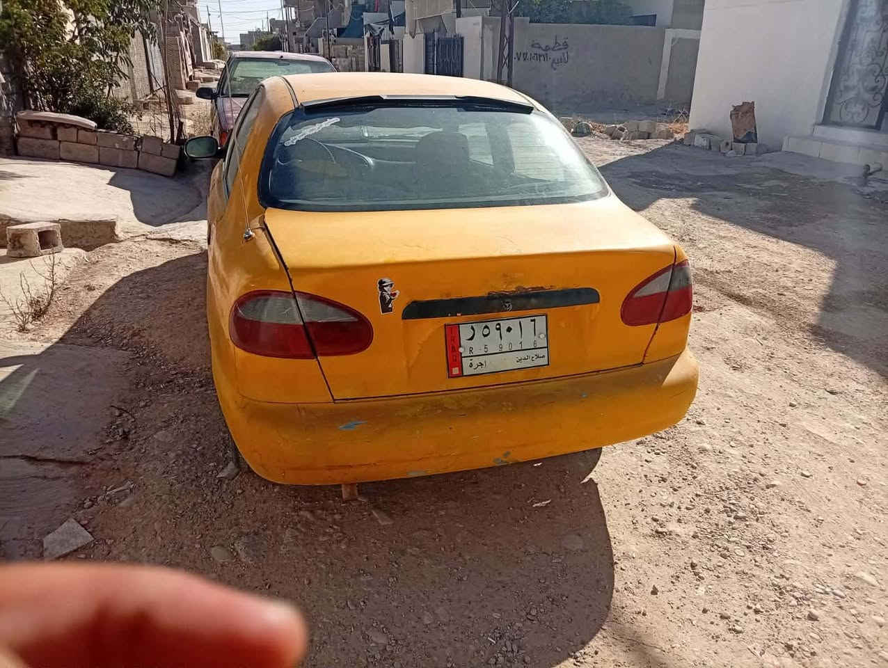 للبيع دايو موديل 97 سياره كلها شغاله مسجل لايت عالي ناصي دبل اشاره اشاير محرك مجفت جديد راعيها بكركوك حي العسكري بس ماندلو كابريته السياره رزنه مال مراوس يرهم ***********
