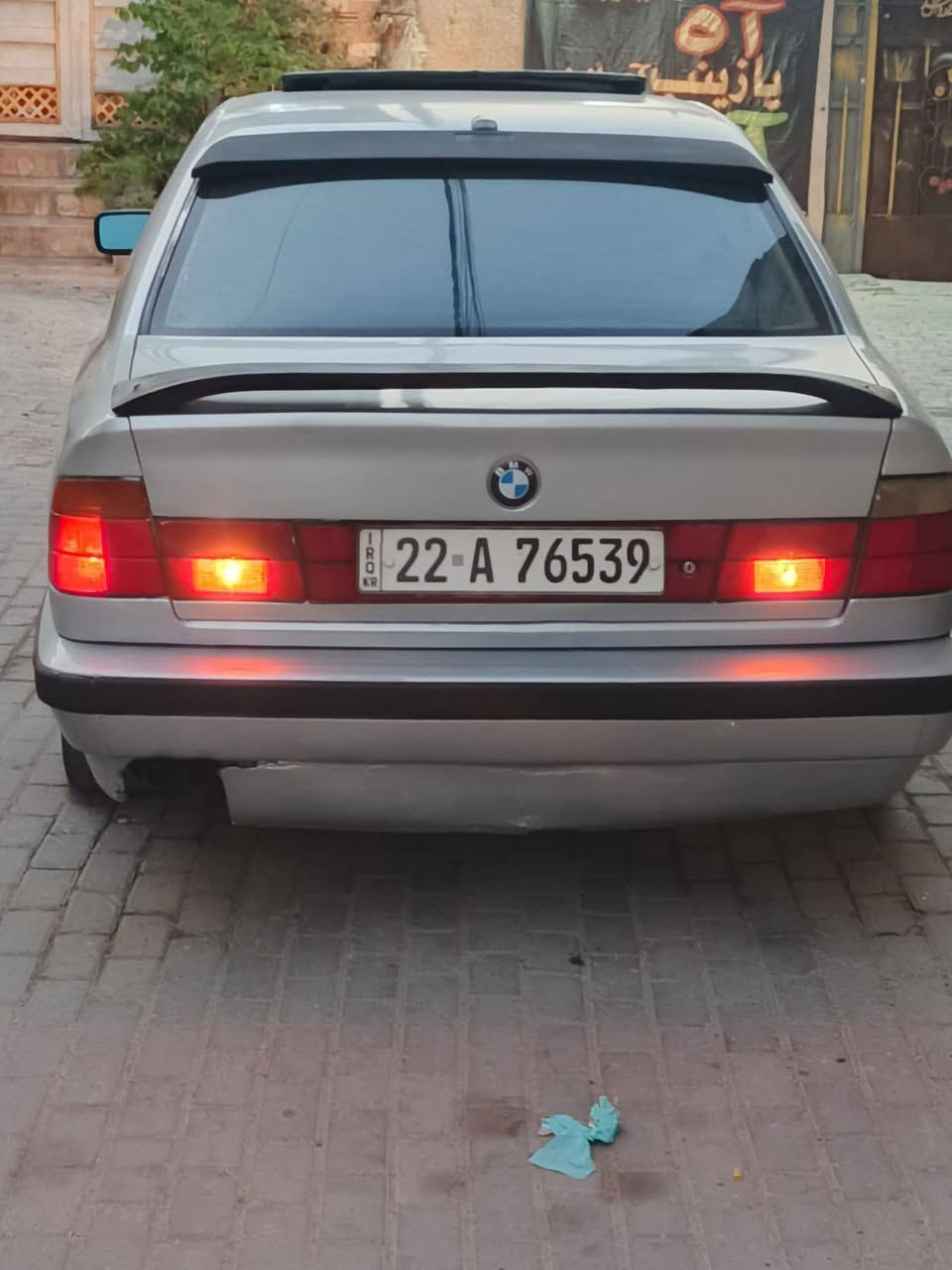 سلام عليكم شباب بيم 525رقم ربيل نكلزي مودل 91/محرك مسكر كيرعادي محرك وكير شرط داخل جديد كهربايت كله شقاله. لايت زنون بجم عريض تبريد عايزه بس قايش وقازسياره صبق جمالي صدرامامي خلفي جديد تخم تايرجديد  سعر سياره40وبيه مجال مكان سياره بغداد مدانت صدر رقم صاحب سياره ***********
