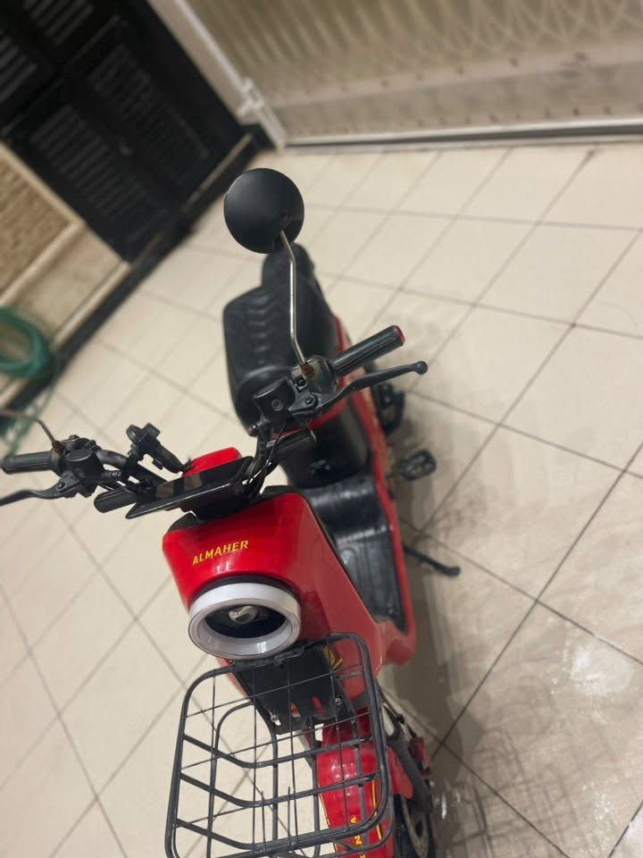 دراجه شحن فول مواصفات
بطاريات عدد (6) كبار دبل 🦾
النوعيه 🪬(الريان/ RAYAN)🪬🧿
3سرعات 🪬
تحمل شخصين🫂
تشغيل  نضامين بصمه او سويج🥇
سرعه الدراجه60🧿🪬
تتحمل وزن عالي جدا🏋🏻‍♀️
نضام  تشغيل عن بعد🤺✅
نضام السرقه 🥷🏻🏃🏻‍♂️
تمشيك (50) كيلو✈️
لون الدراجه مميز كلش
كلوب لد ابيض عالي ناصي🔦💕
استان صفح🔆
استان تعليك *  
سعر بي مجال كلش 
للتواصل ***********
