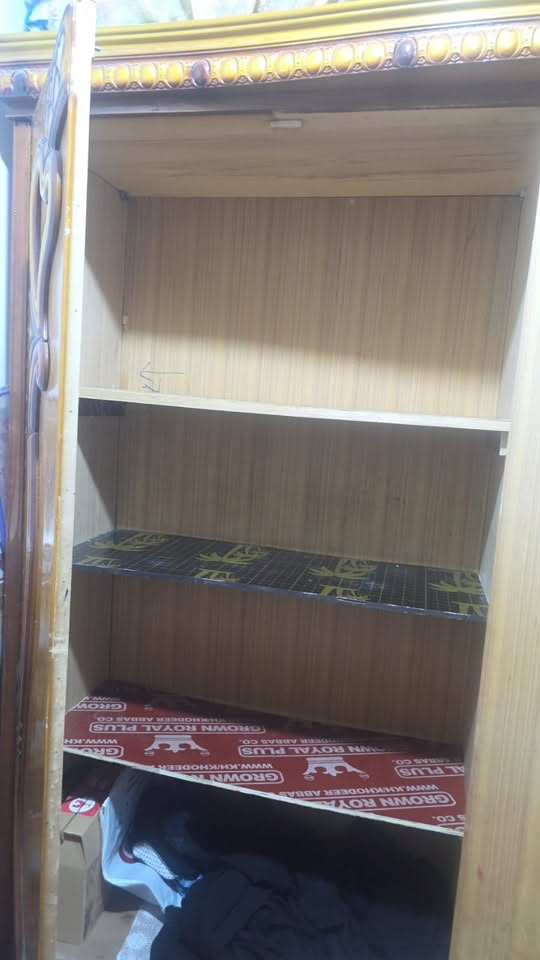 غرفه صاج حلواه نضيفه ومرتبه وما متعوبه 
العنوان البصره 5ميل 
السعر700 وبيه مجال
حلوه ونضيفه وما متعرفه صاج اصلي

***********
