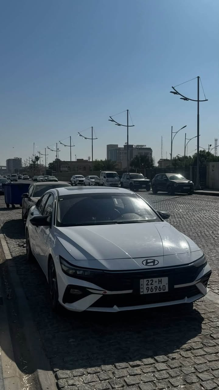 النترا 2024 تجميع صيني فول مواصفات
1_بصمه 
2_حساسات امامي خلفي 
3_ درايف مود 
كومفورت _ايكو _سبورت _سمارت 
4_ اوتو هولد 
5_سايد بريك دكمة
6_فتح الجنطه عند الاقتراب 
7_فول تحكمات ستيرن 
8_ فتحة سقف 
9_لايت LED ثلاث عدسات
10_LED نهاري 
11_تبريد قطعتين 
12_مري شفط 
13_حساس اطارات 
14_ كير طيارة 
ستيرن على شكل حرف D 

عليها اضافات : كفرات مري 
كفرات يدات ابواب 
جنح 
شفقه خلفية 
رقم شبه مميز
سكوبات 

ماشية 76 الف كيلو متر 

السياره بيها قطعه وحده بارد وصور الضربه موجوده السياره نظيفه جداً مداريها بانزين محسن ودهن اصلي ماخذها زيرو على ايدي
مكاني كربلاء 
السعر 134 وبيها مجال
للاستفسار *********** 
***********

نص مكتوب في الصور:
- طبيب السيارات المحترف
- كربلاء, Iraq