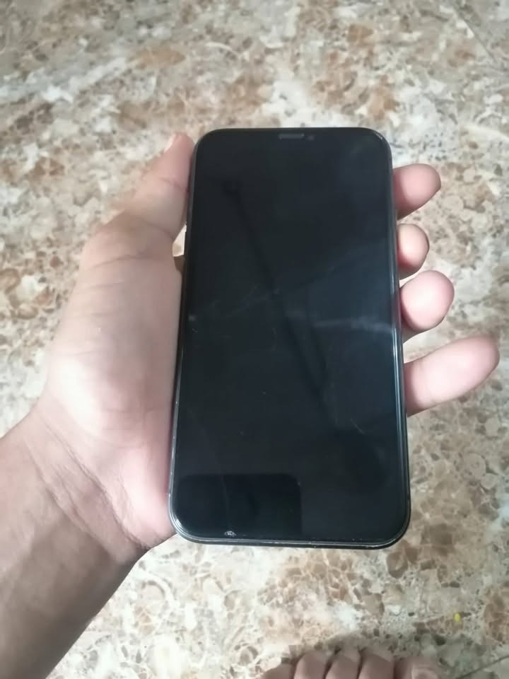 ايفون ١١ • مكفول • بطارية مبدلة