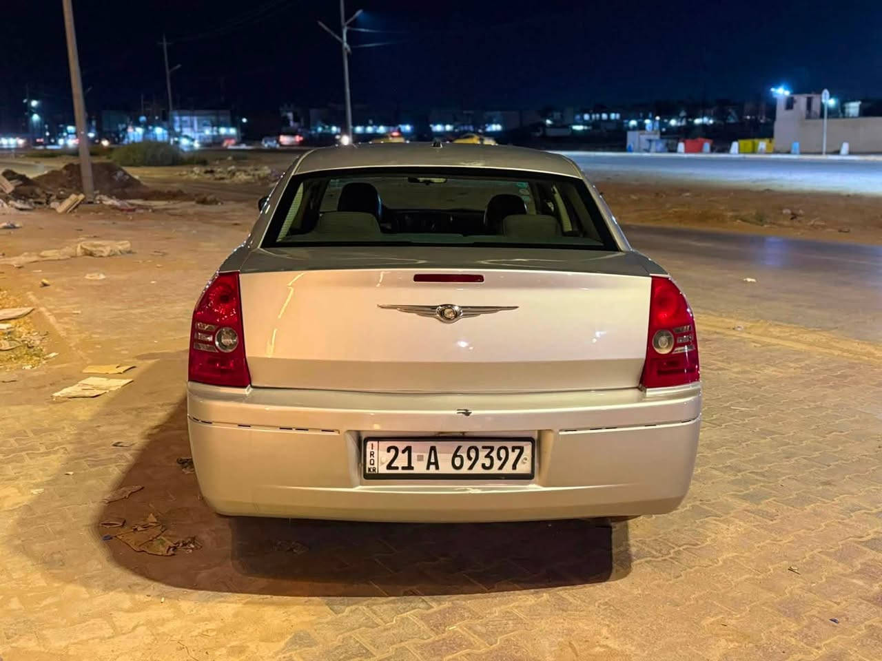 السلام عليكم
اوباما موديل 2008
محرك 3500
رقم سليمانيه تحويل مباشر 
تبريد ثلج
كير و محرك كفاله
صبغ حزام اثر جراد 
شواصي كلها كفاله
السياره جاهزه بدون اي نقص
العنوان واسط مركز المدينة 
للاستفسار الاتصال على الرقم 
***********
