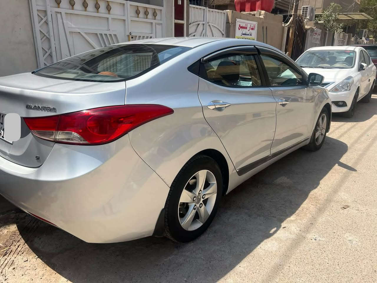 النترا خليجي ٢٠١٢ ماشية ( ٢٠٠)
مكينة ٢٠٠٠
فول عدا البصمة
رقم الماني
منظومة جديدة تبريد ثلج بهذا الحر
بسمي تحويل مباشر 
فتحة سلايد دشبول لونين عسلي + اسود
تحكم ستيرن جهتين
تخم تاير جديد صار أسبوعين شاده
ويل كب
صدر امامي خلفي  ادامة عليه بالكامل
بانزين عادي بدون دوانز
السونار كما موضح في الصور
مكان السيارة / الامين الثانية
$110
السيارة خليجي  اخوان اني مكلف بلنشر اتصل على الرقم ولسعر بي مجال *********** باسم
