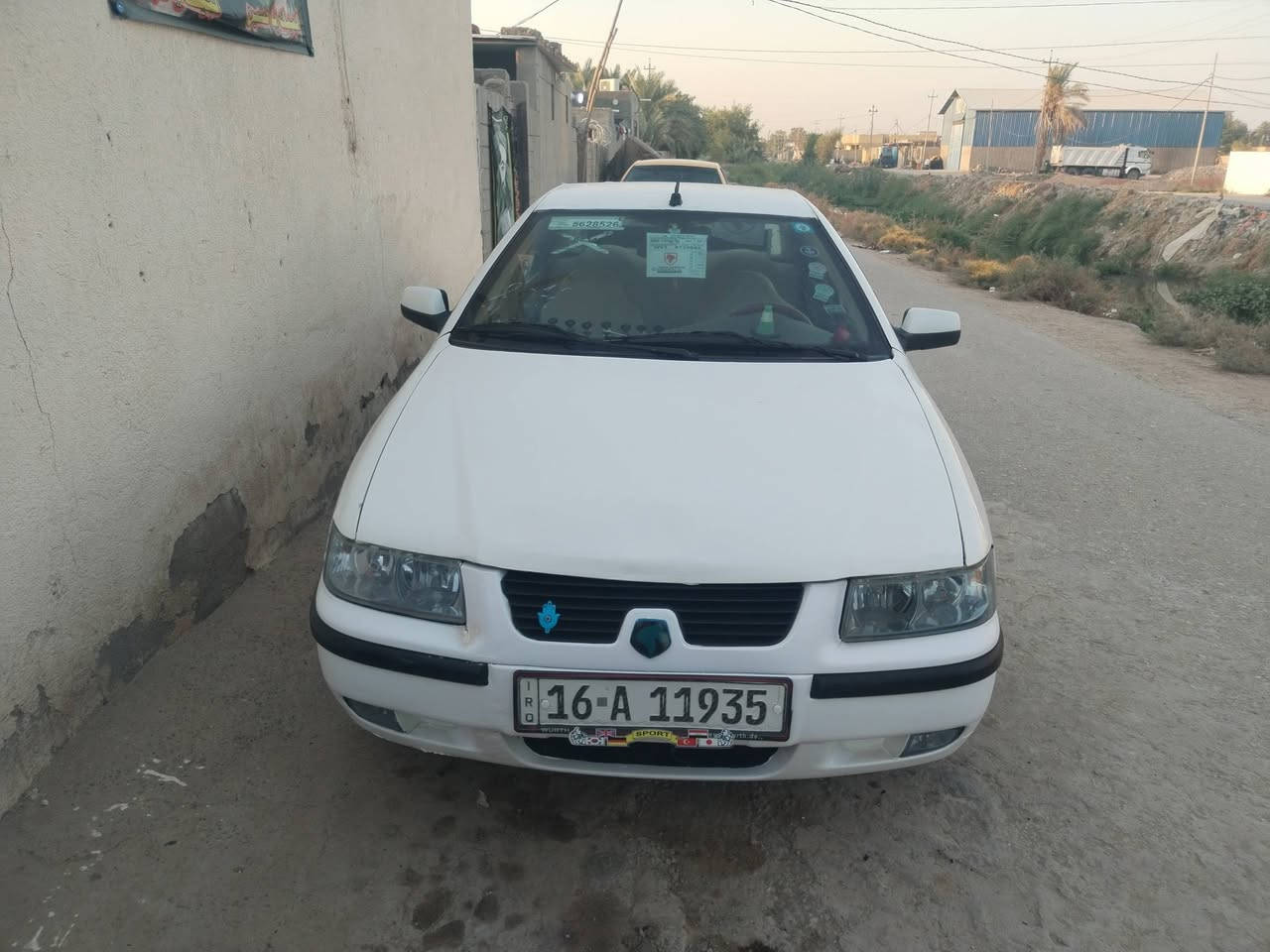 السلام عليكم 
سمند للبيع موديل ٢٠١٢ 
جاهزه كير مكينه حداديه تخم تاير كهربائيات تبريد رقم قادسيه أنكليزي سنويه لل٢٠٣٠ السعر ٤٣ وبيها مجال قليل مكاني نجف قضاء المشخاب غير متواجد عالنت الأتصال على الأرقام ***********--- ***********
