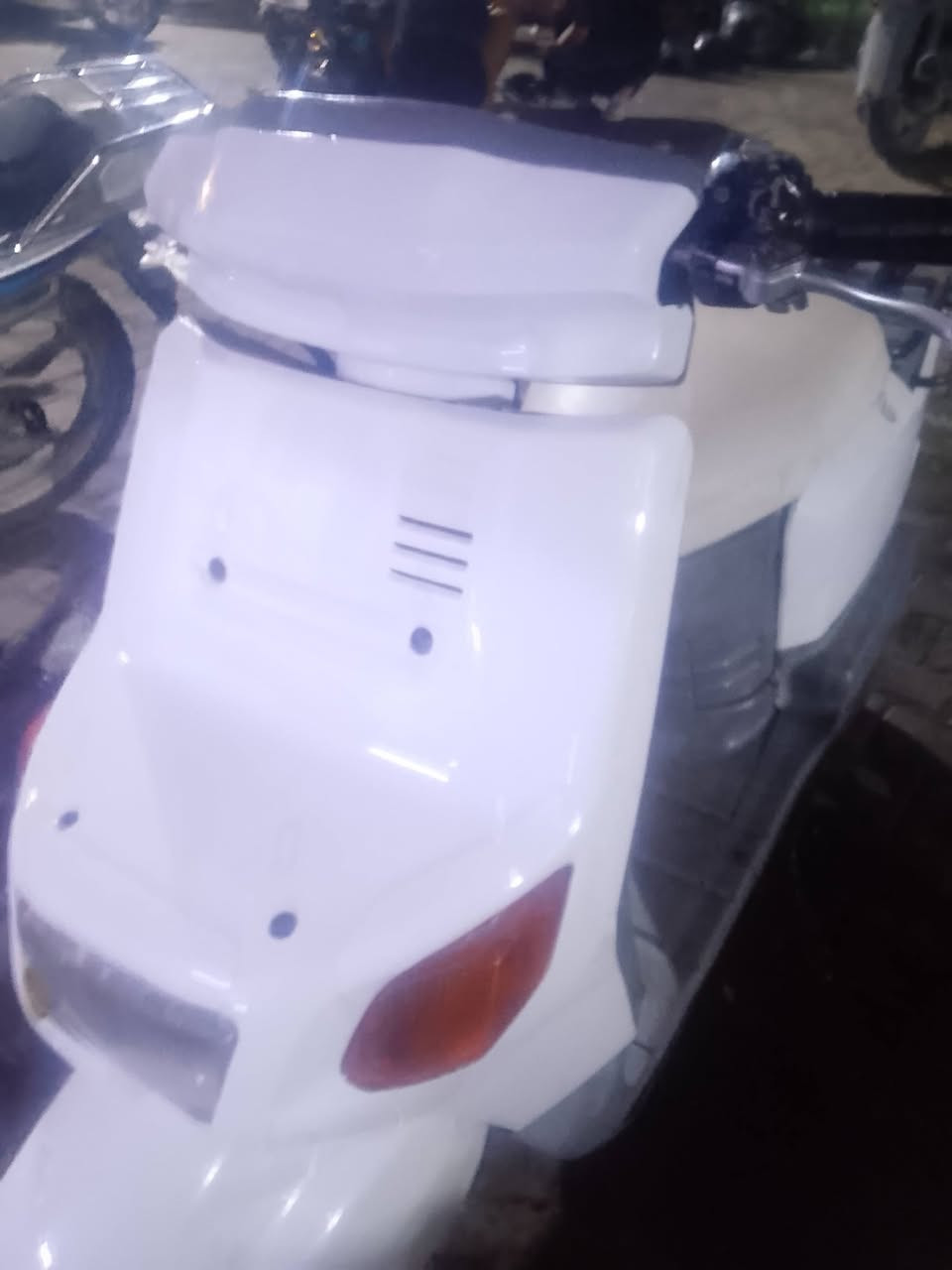 بيكم للبيع فقط 
300 بيها مجال
***********
